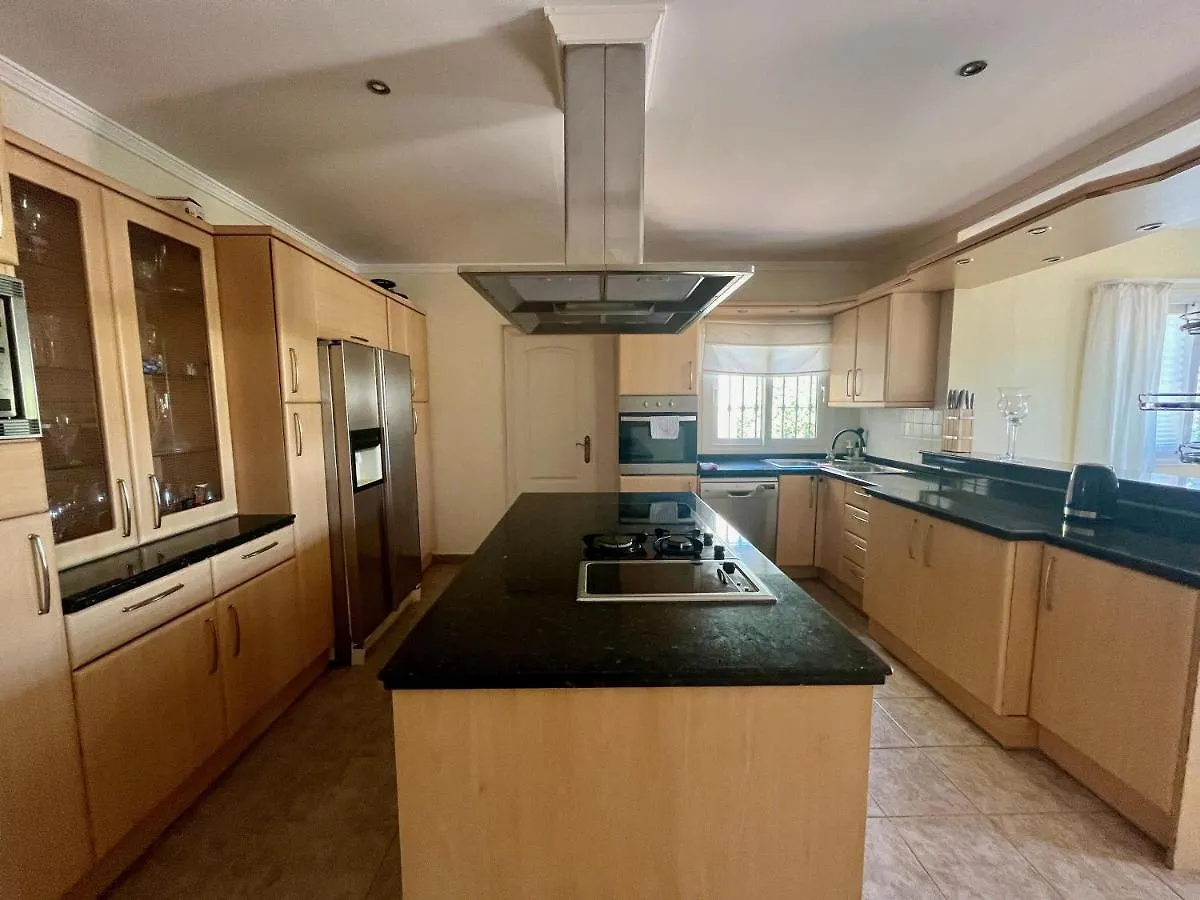Вилла Casa Miramontes-Mijas Golf